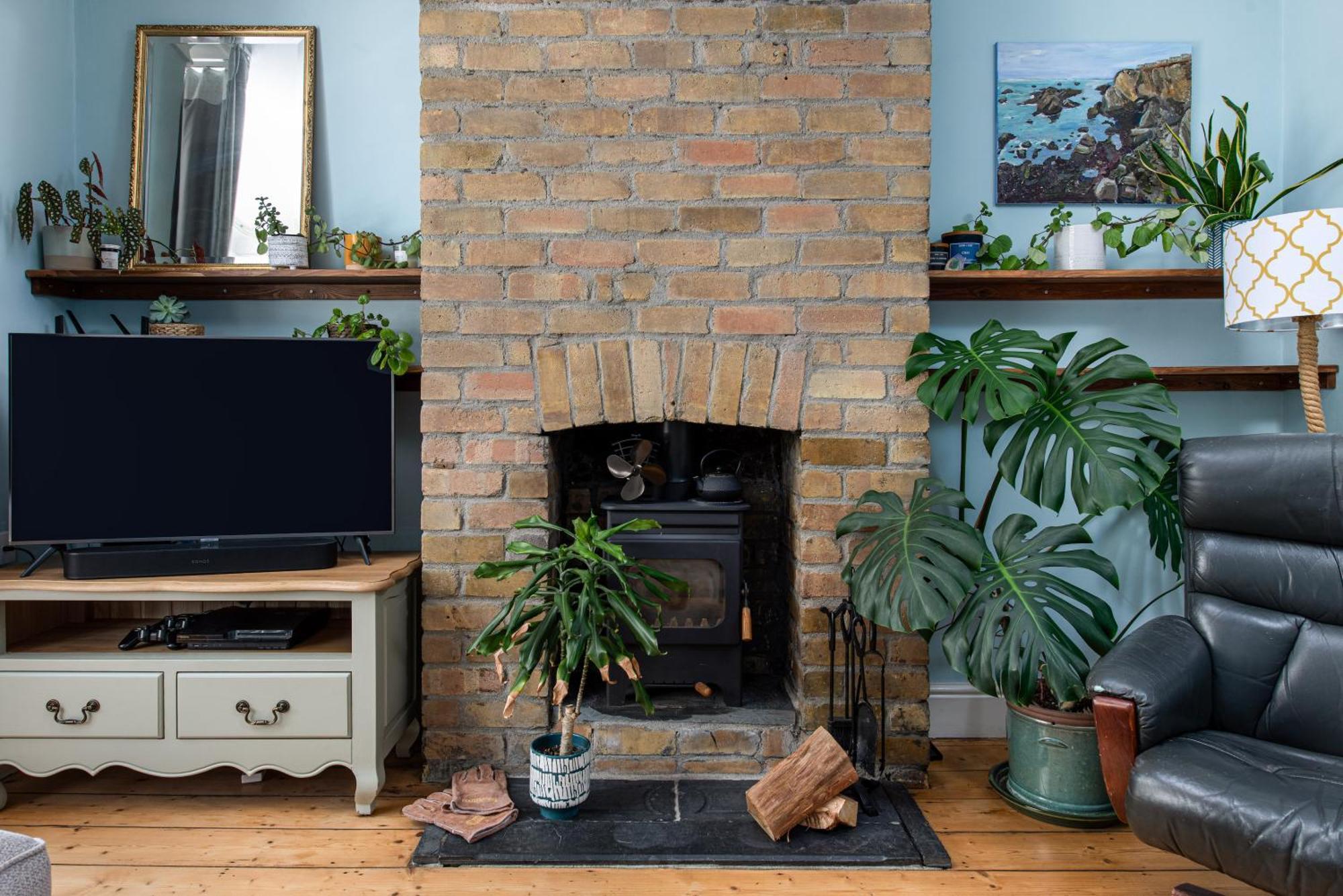 Charming Family Home With Stoves, Garden & Parking Бристол Екстериор снимка